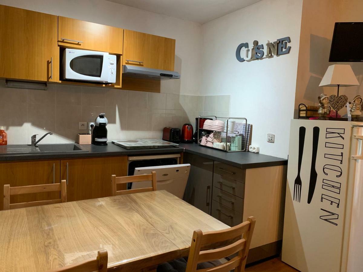 Appartement Tt Confort Au Coeur Des Montagnes Avec Vue Sur Les Montagnes Wifi Лю-Сен-Совер Екстер'єр фото